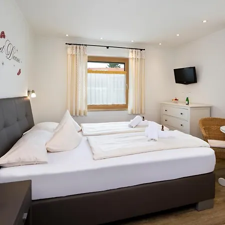 Hotel-garni Bergidyll 2*