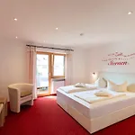 Bergidyll (adults Only) Hotel
